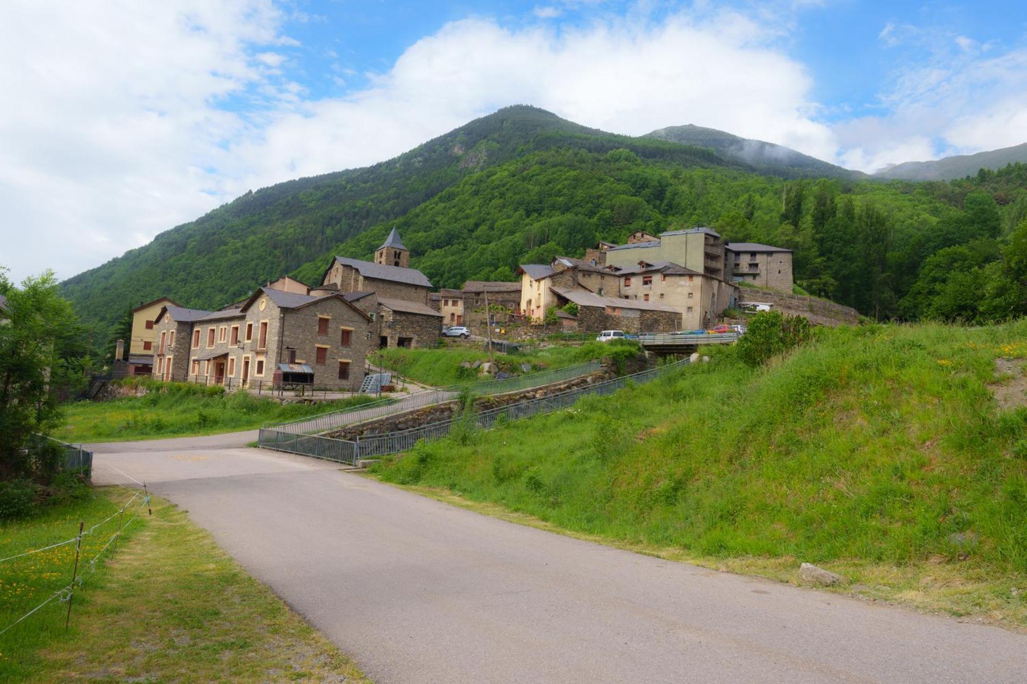 Apartament Vega - Vall Fosca - L'Amfitriona Espuy Bagian luar foto